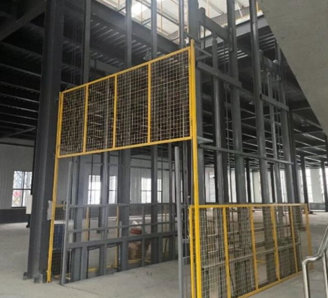 阿拉尔请详细介绍一下货梯安装在室外的维护方法